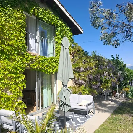 Holiday home Maison Vue Sur Le Vercors Piscine Privee *