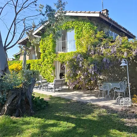 Maison Vue Sur Le Vercors Piscine Privee Holiday home Romans-sur-Isere